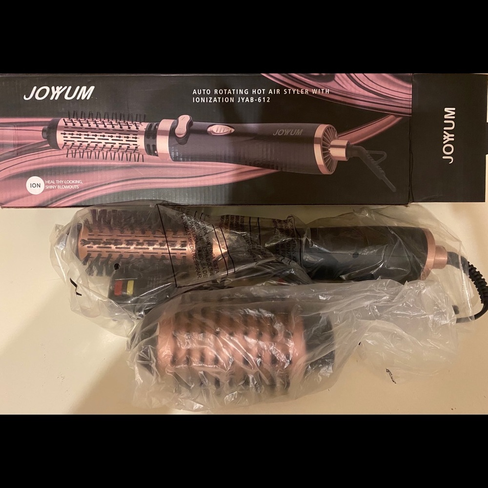 JOYYUM Hot Air Spin Brush - NIB